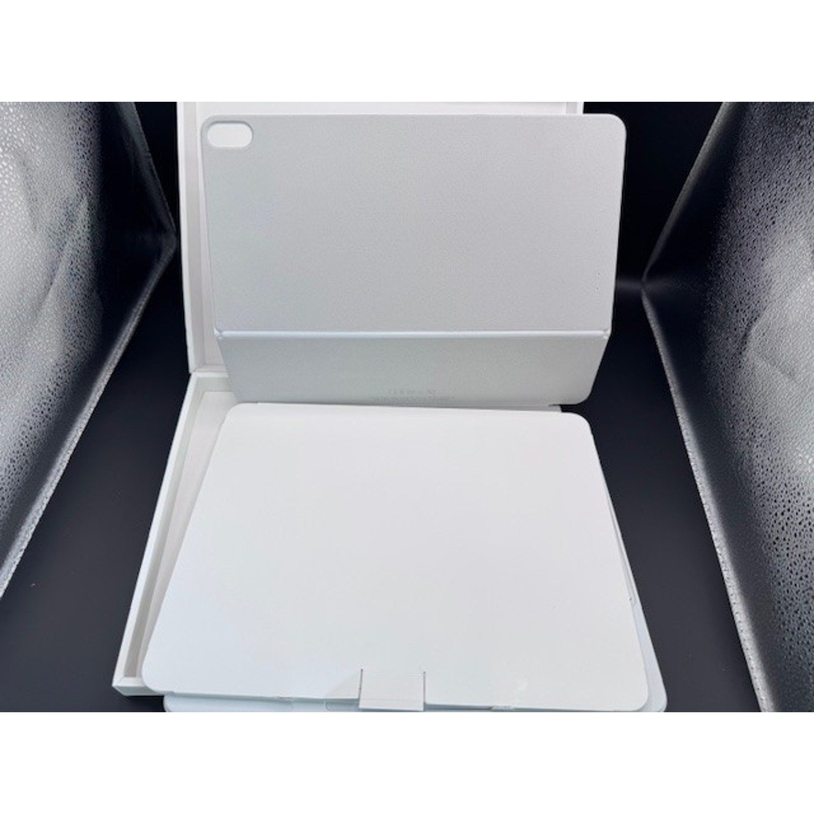 Apple Magic Keyboard for iPad Air 13-inch (M3) A3340 White MDFW4LL/A