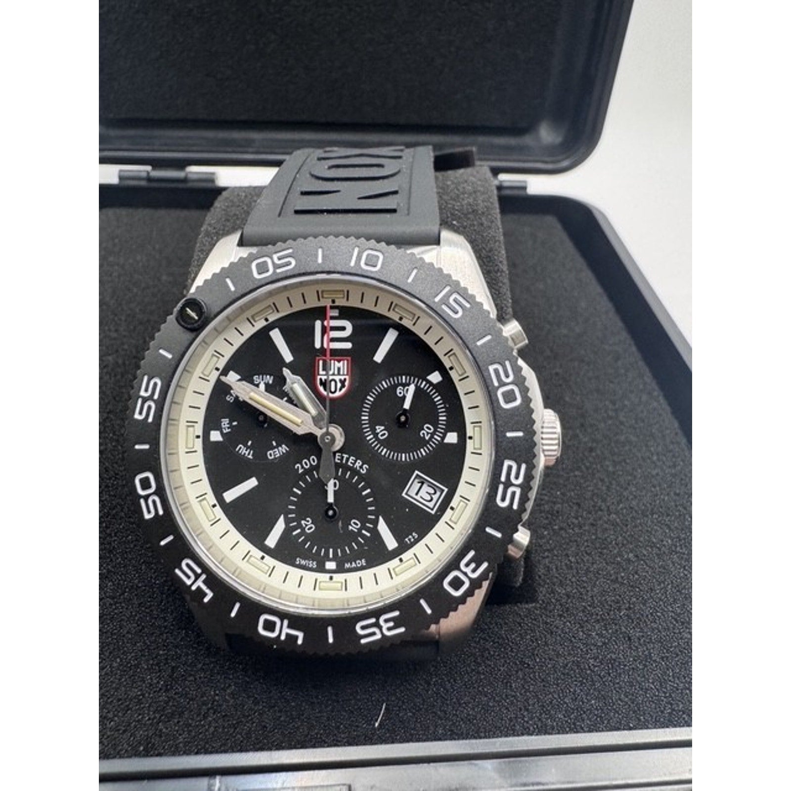 New Luminox XS.3141 Pacific Diver Ripple Black Dial Rubber Men's Watch MSRP $895