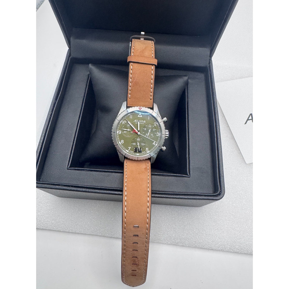 Swiss Made Alpina Pilot Chronograph Big Date Green Dial Mens Watch AL-372GR4S26