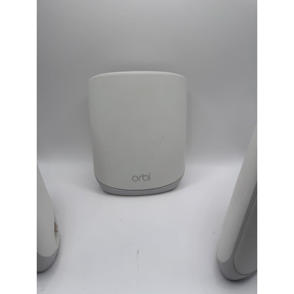 NETGEAR Orbi AX4200 Dual-Band Mesh Router w/ 2 Satellites White/Silver Open Box