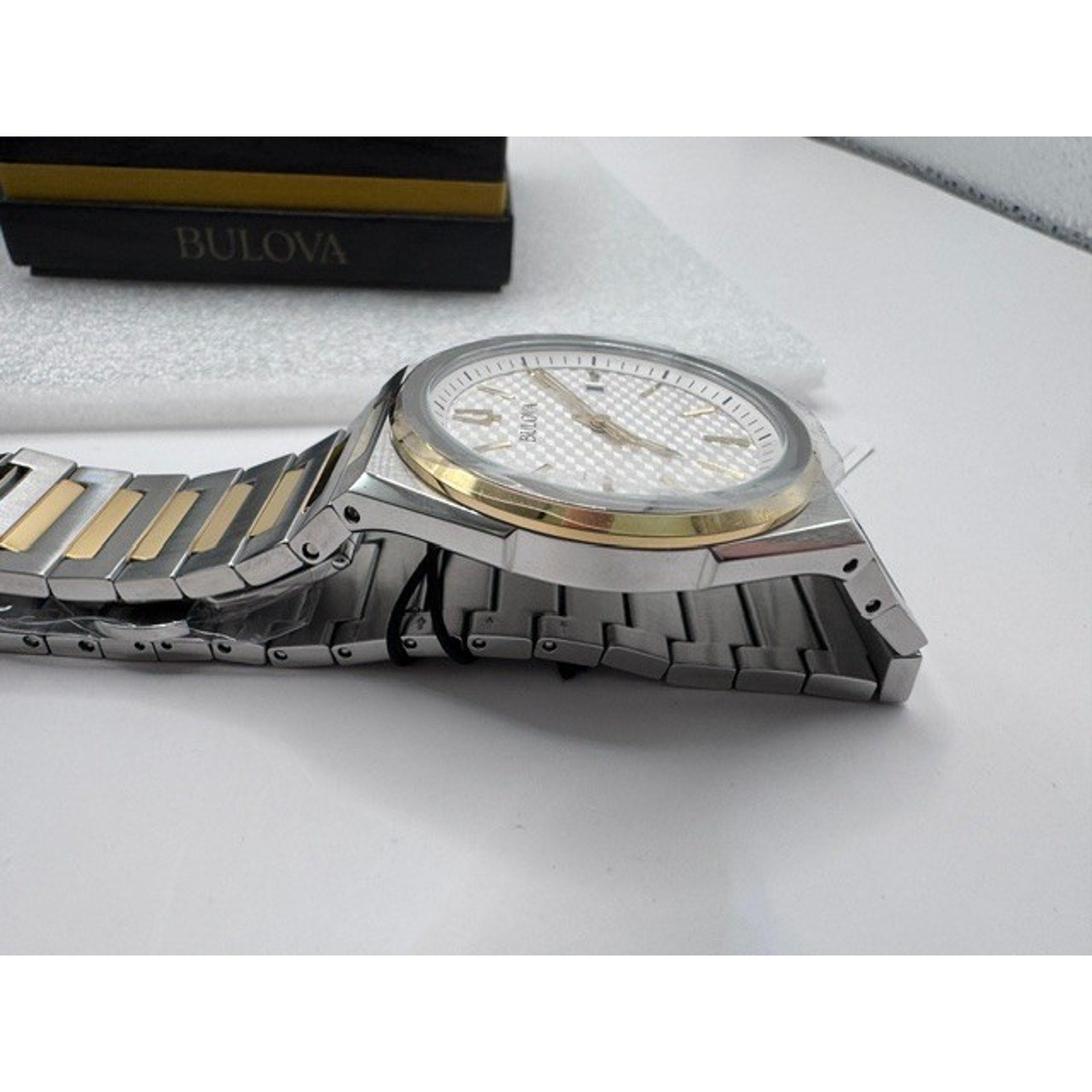 Bulova Classic Two-Tone Stainless Steel Quartz Men's Watch 98B424 w stickers