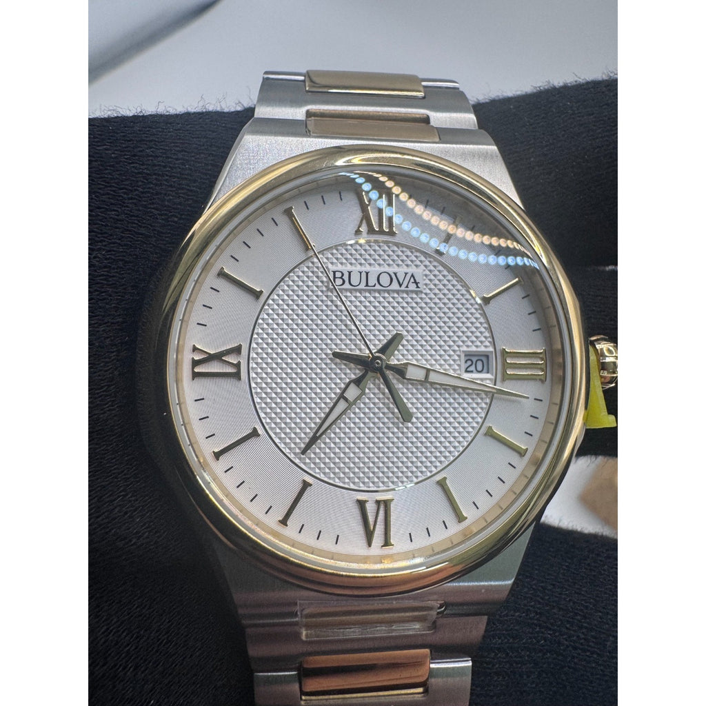 Bulova Men's Classic Date Indicator Quartz Silver Watch 41MM 98B440 $450 RETAIL