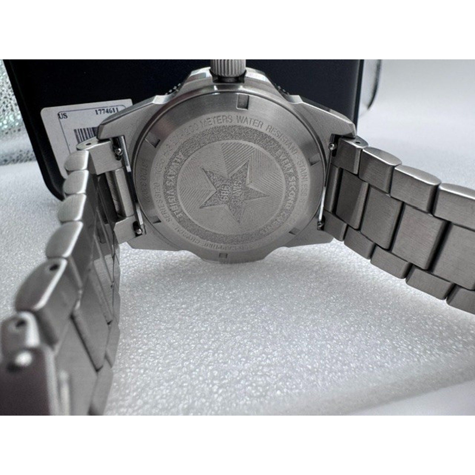 Swiss Luminox XS.3137 Pacific Diver Green Dial Tritium Stainless Mens 44mm Watch