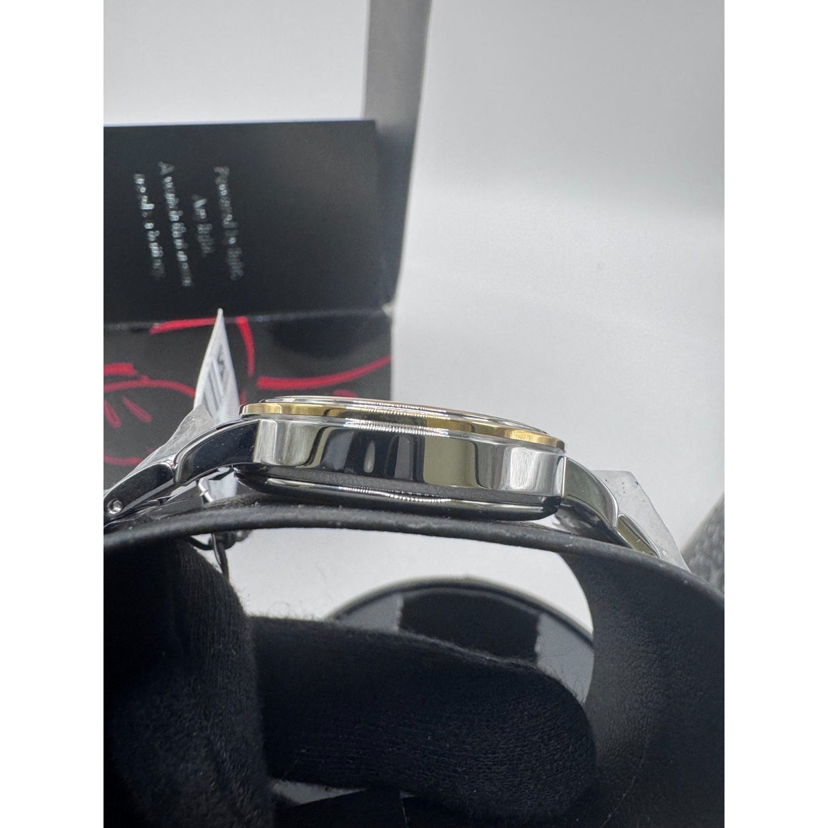 DISNEY Mickey Mouse Ladies' Watch CITIZEN Eco-Drive FE7044-52W New in Box