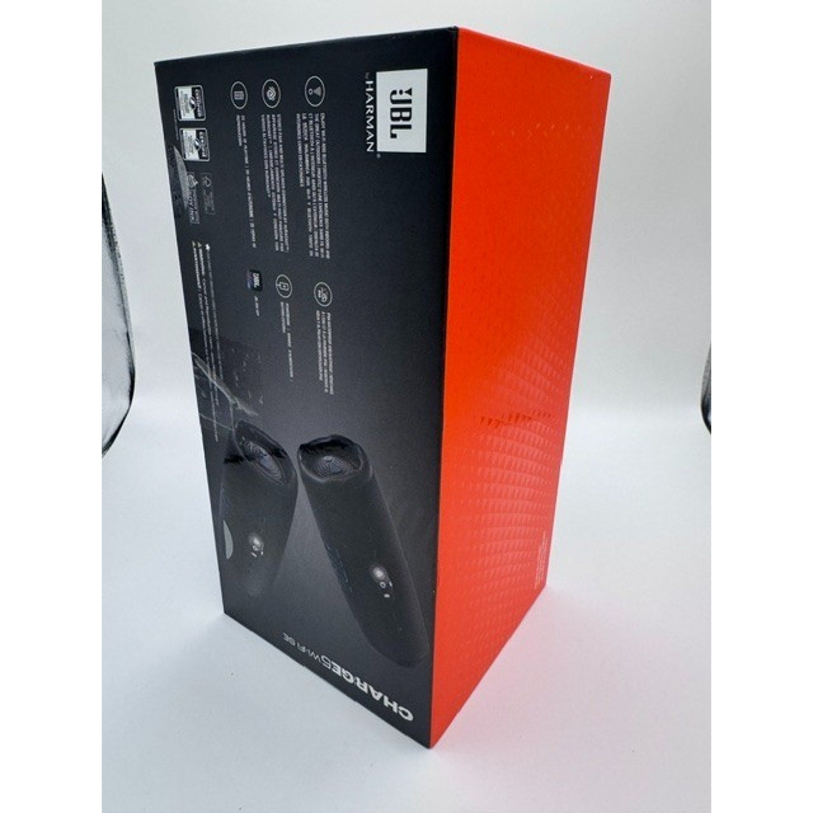 Powerful JBL Charge 5 SE Wireless Waterproof Speaker - Wi-Fi + Bluetooth - Black