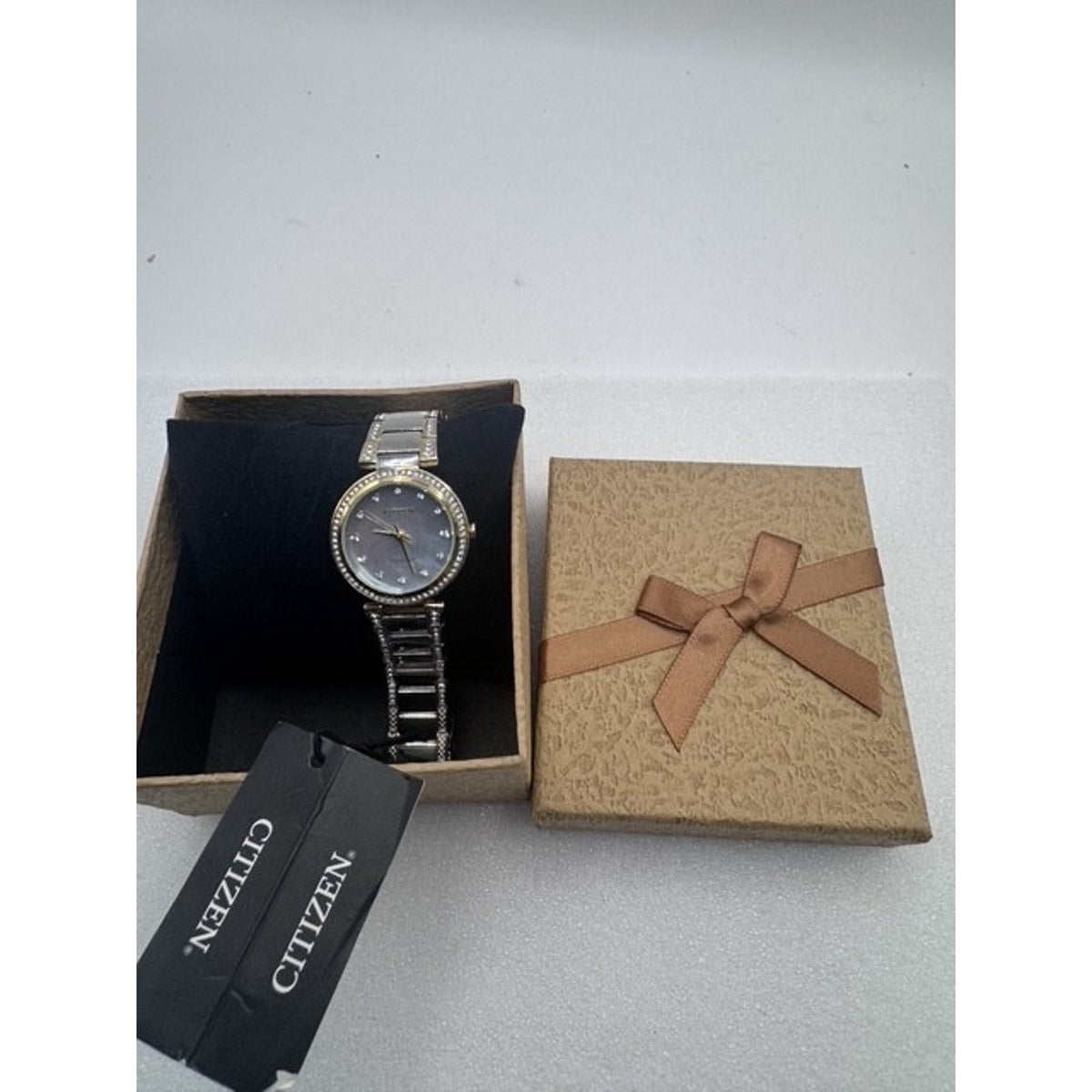 RARE Citizen Silhouette Crystal MOP Dial Ladies Watch EM0844-58D