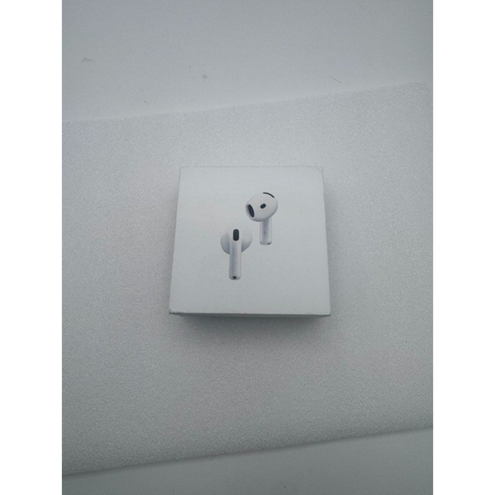 NEW SEALED AirPod 4 with USB-C Charging Case 4th generation Noise Cancelation