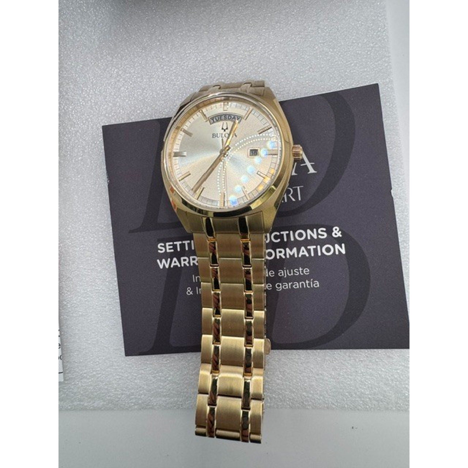Bulova Surveyor 97C115 Gold Stainless Steel Mens Classic Presidential 40mm Watch