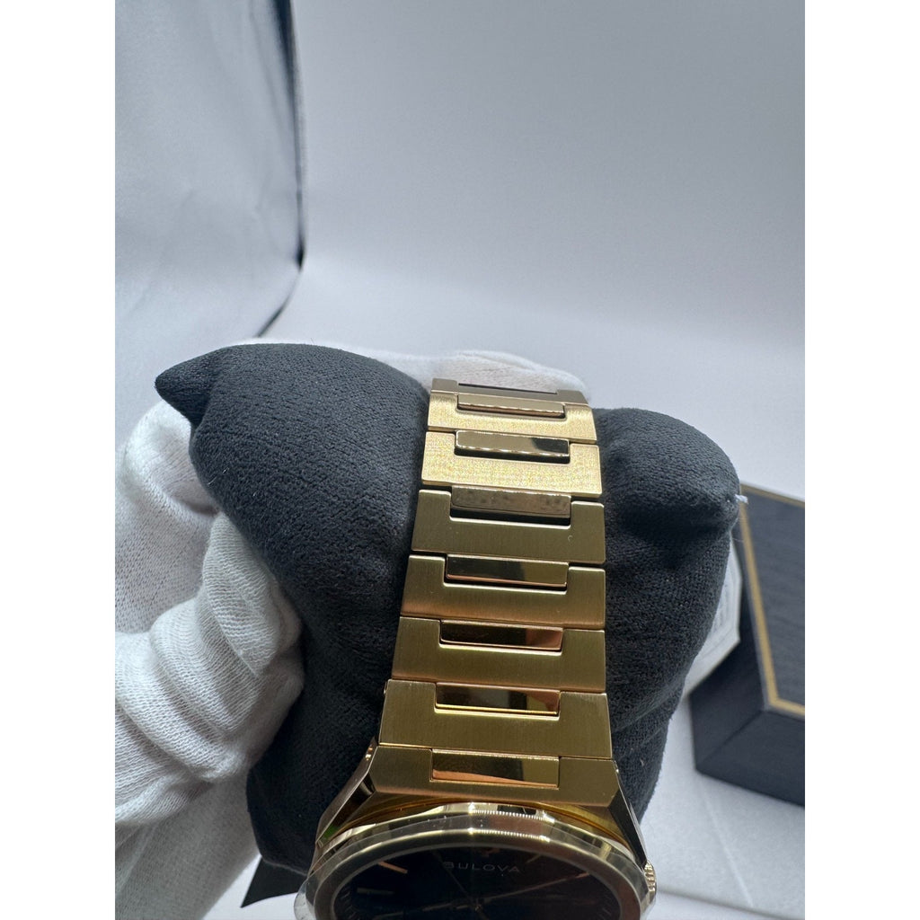 Bulova Classic Gold Stainless Steel Quartz Men's Watch 39mm 97B233 MSRP $425