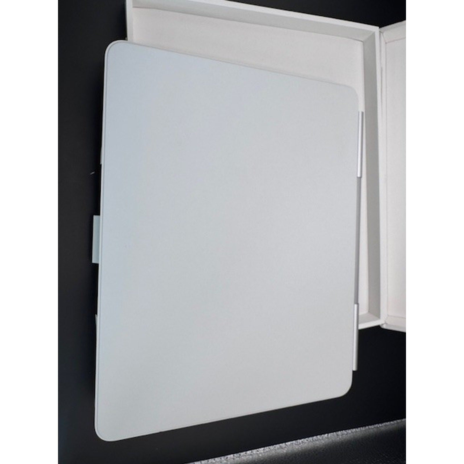 Apple Magic Keyboard for iPad Air 13-inch (M3) A3340 White MDFW4LL/A