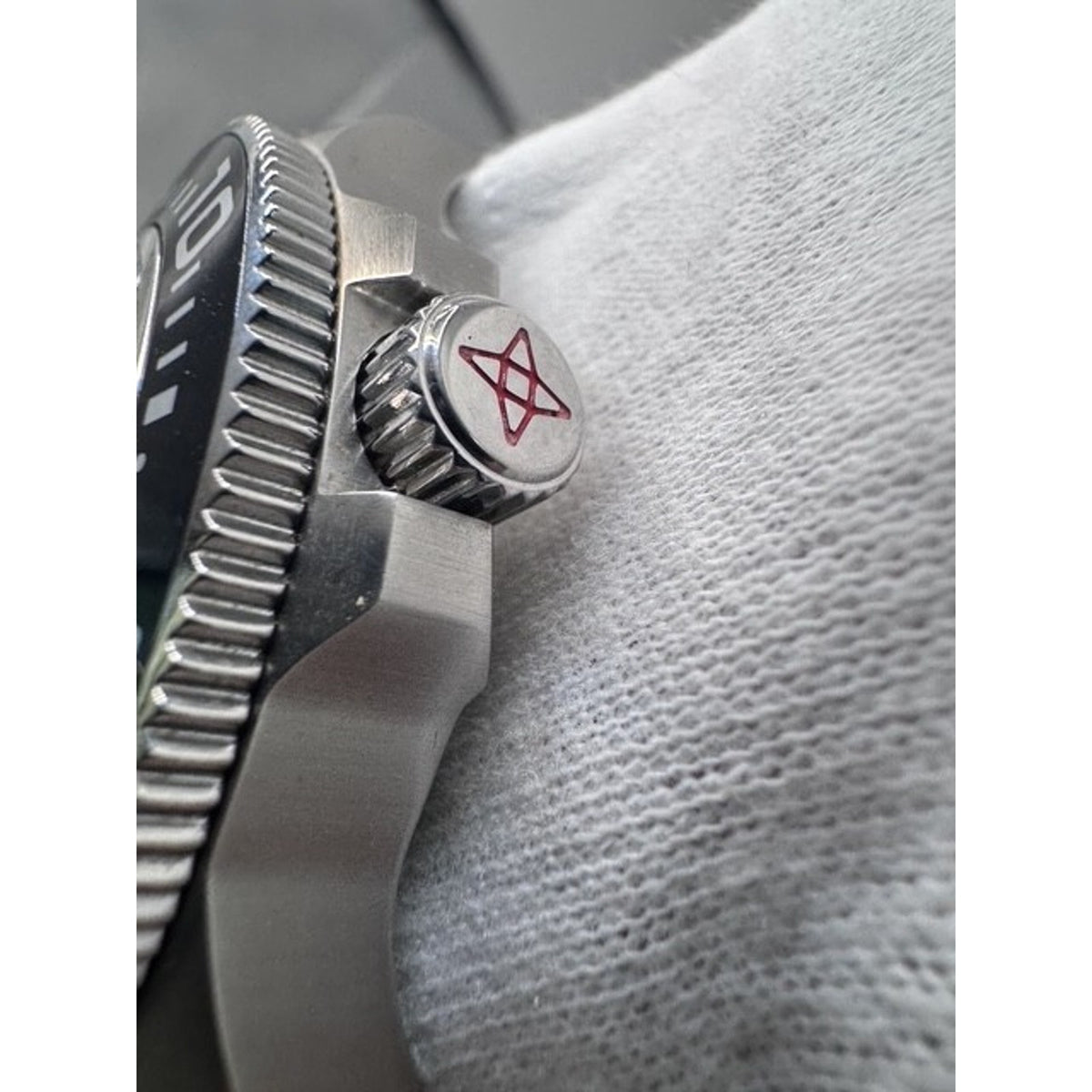 Aragon A054WHT Divemaster NH36A 50mm