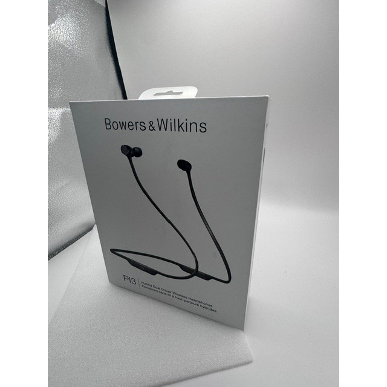 NEW Bowers & Wilkins PI3 Bluetooth In-Ear Headphones Space Gray