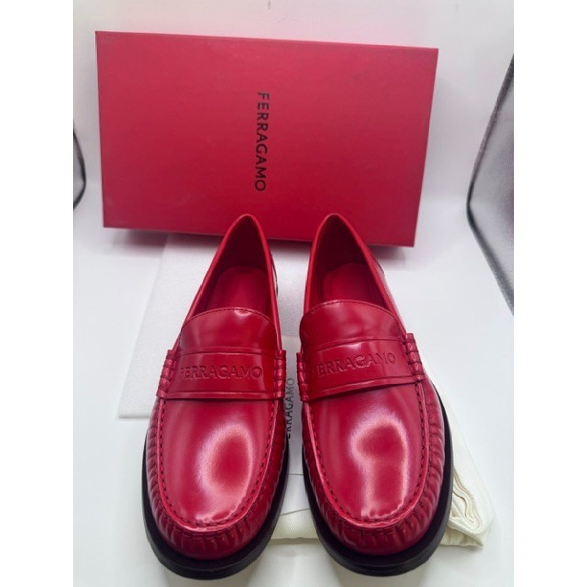 Salvatore Ferragamo Women's Loafer Flame Red Calf Leather Women's 6.5 D Wide