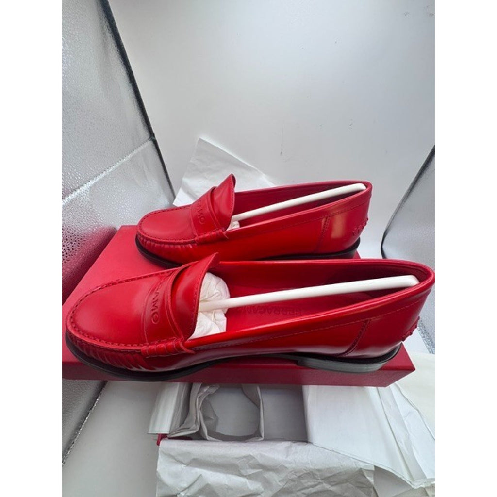 Salvatore Ferragamo Women's Loafer Flame Red Calf Leather Women's 7 D Wide