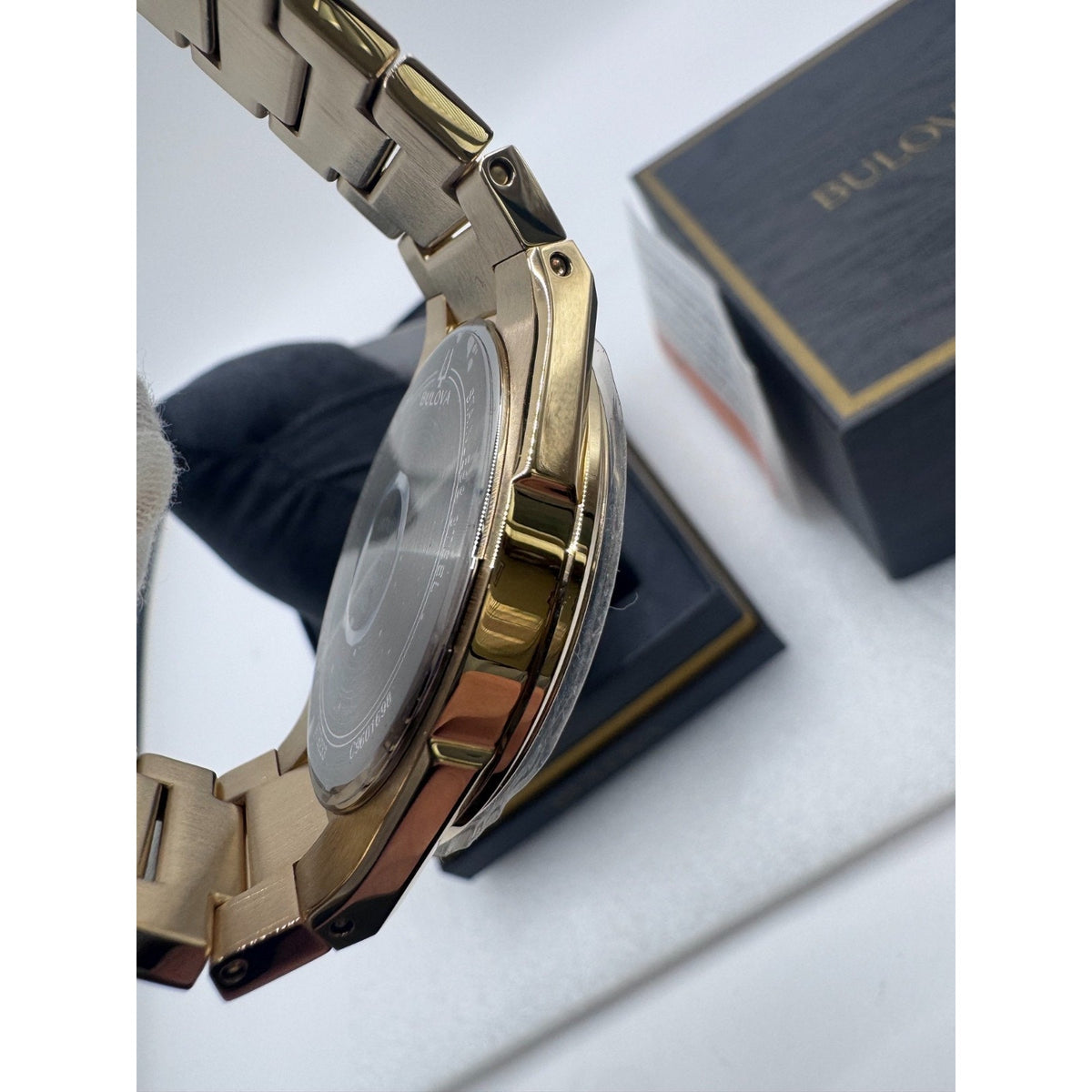 Bulova Classic Gold Stainless Steel Quartz Men's Watch 39mm 97B233 MSRP $425
