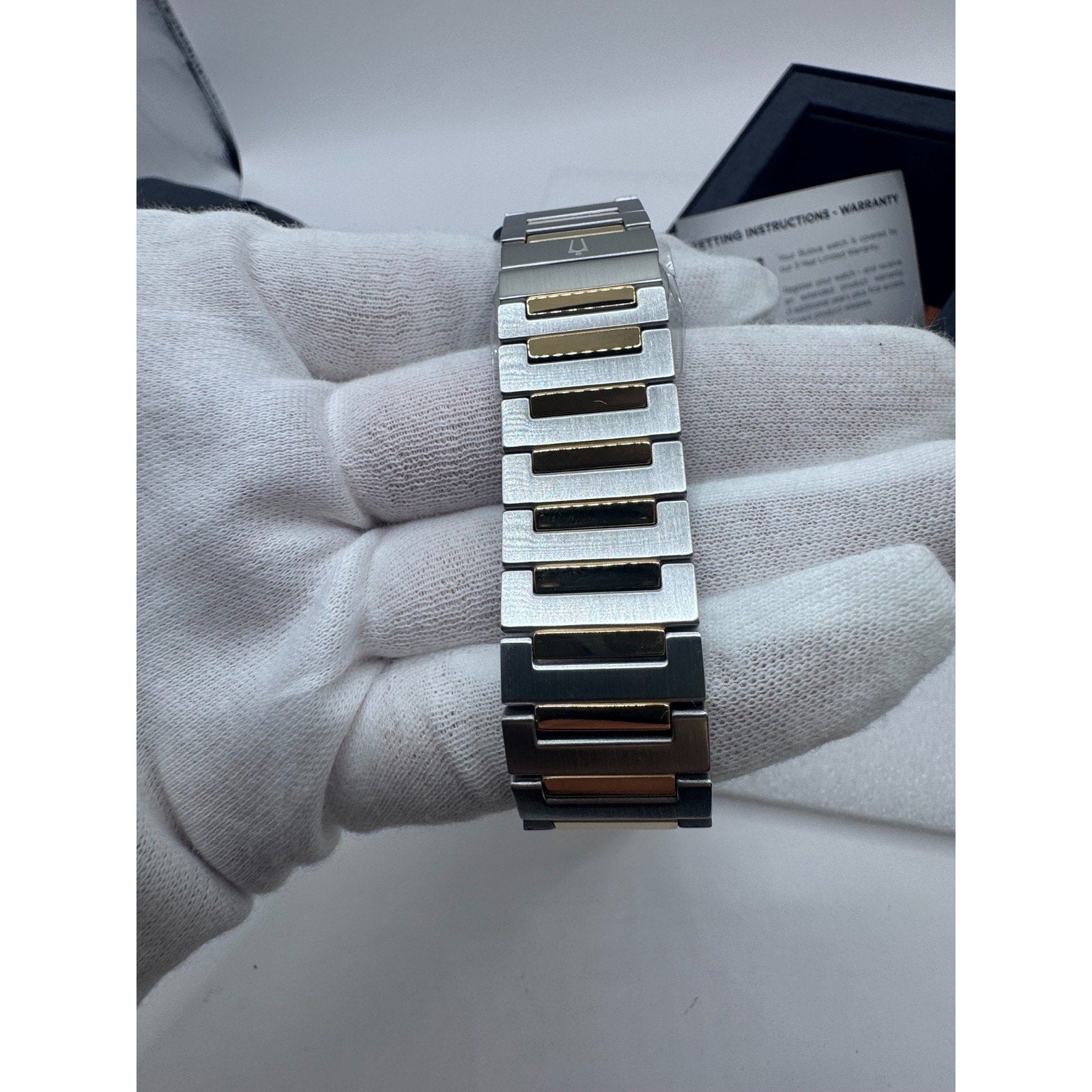 Bulova Classic Two-Tone Stainless Steel Quartz Men's Watch 98B424 MSRP $399