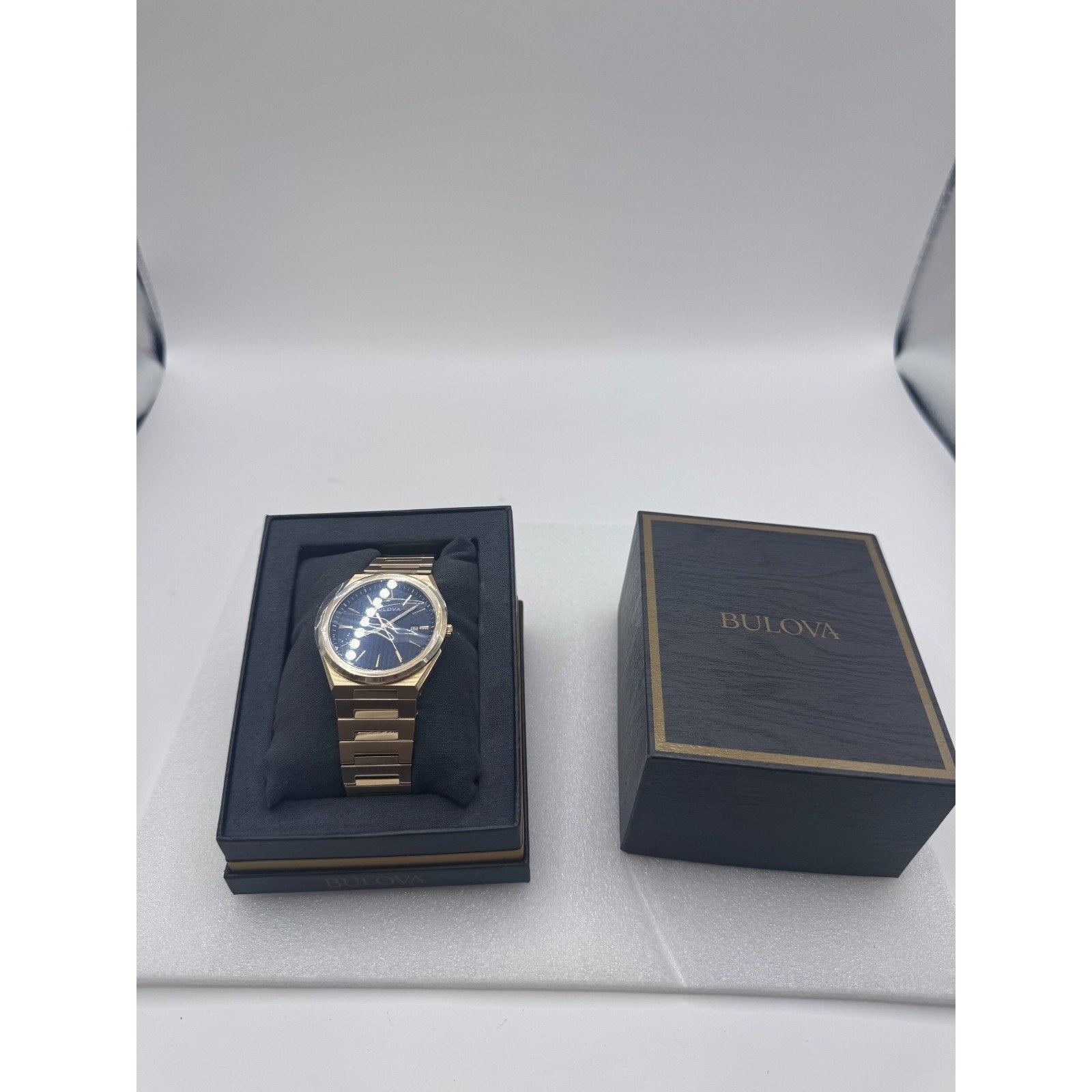 Bulova Classic Gold Stainless Steel Quartz Men's Watch 39mm 97B233 MSRP $425