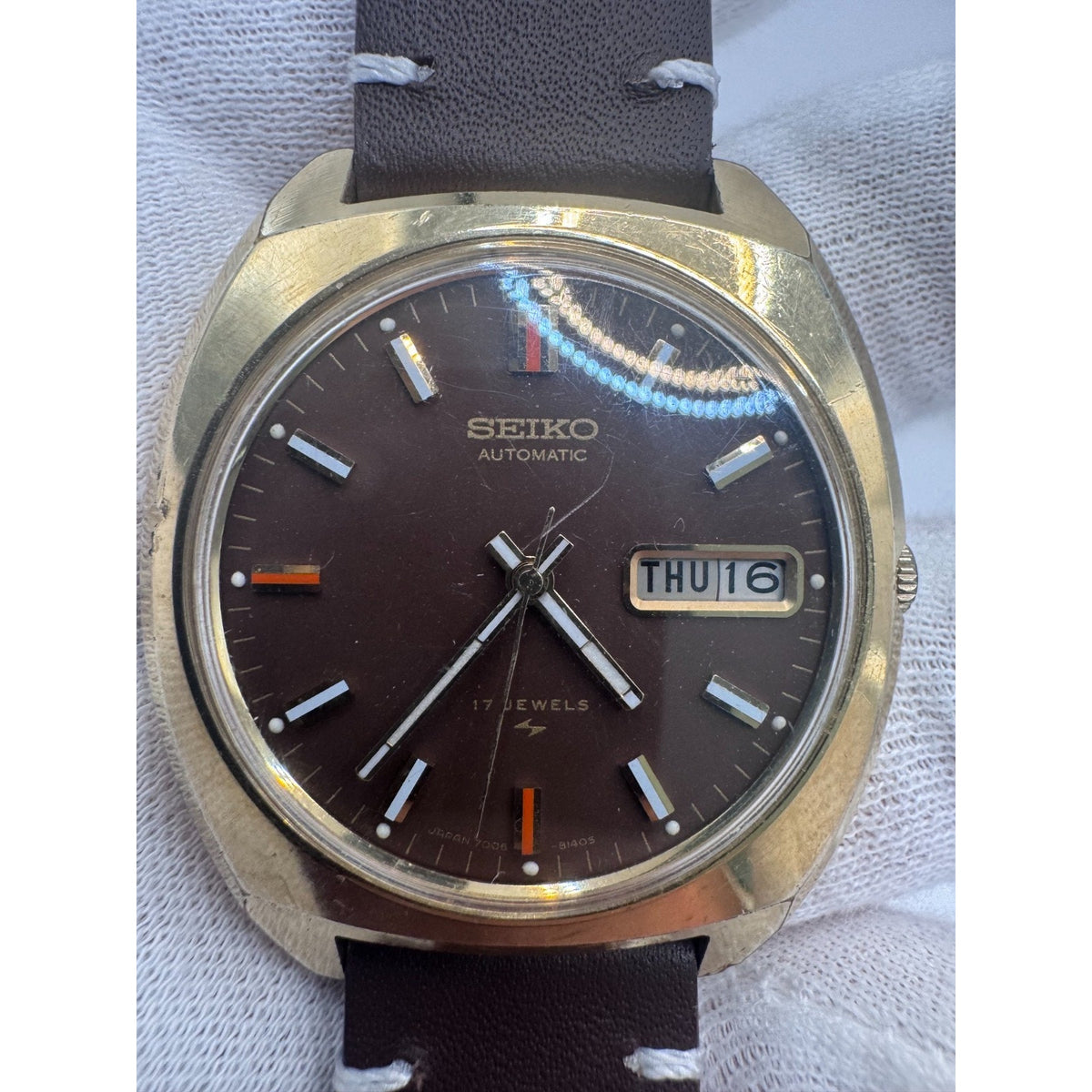Vintage Men’s Seiko Gold Tone Automatic 17J Japan 7006 8059 37MM Running