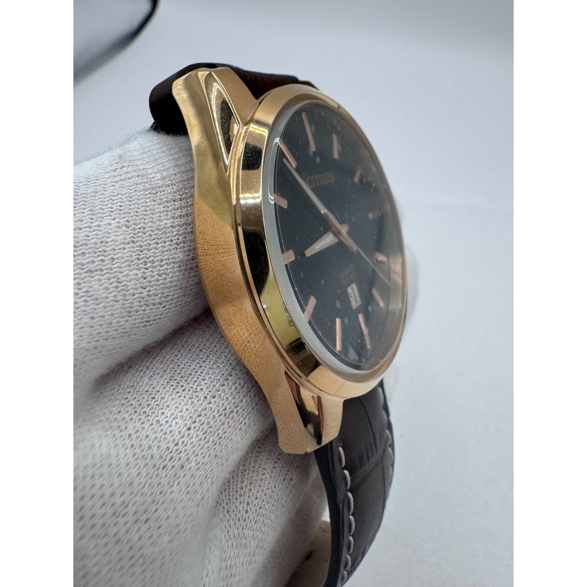 Citizen Men's Dress Quartz Rose Gold PVD Wrist Watch BI1033-04E WITH STICKERS
