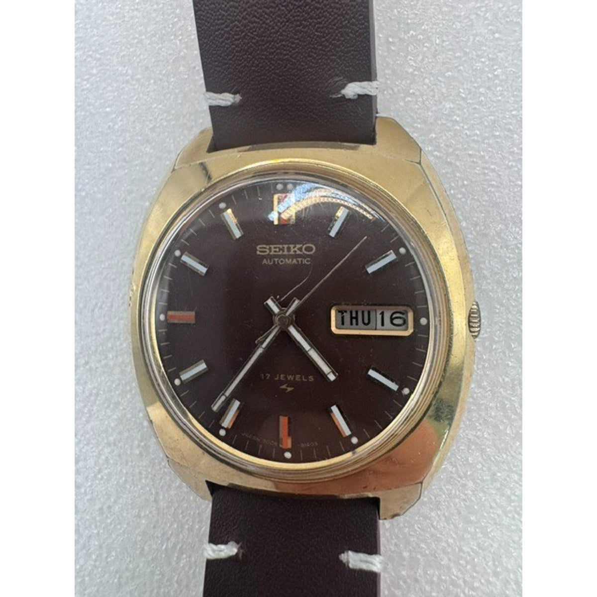 Vintage Men’s Seiko Gold Tone Automatic 17J Japan 7006 8059 37MM Running
