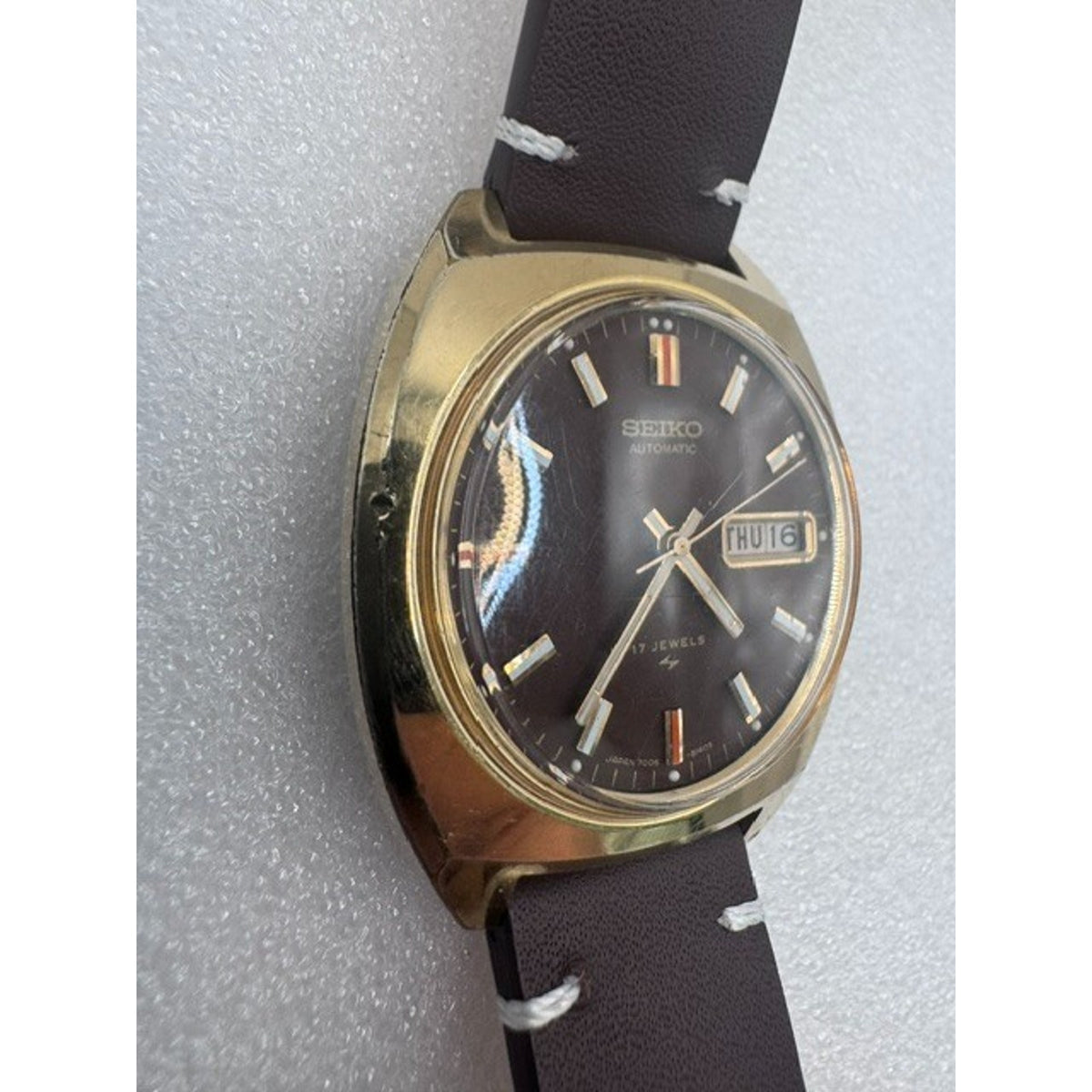 Vintage Men’s Seiko Gold Tone Automatic 17J Japan 7006 8059 37MM Running