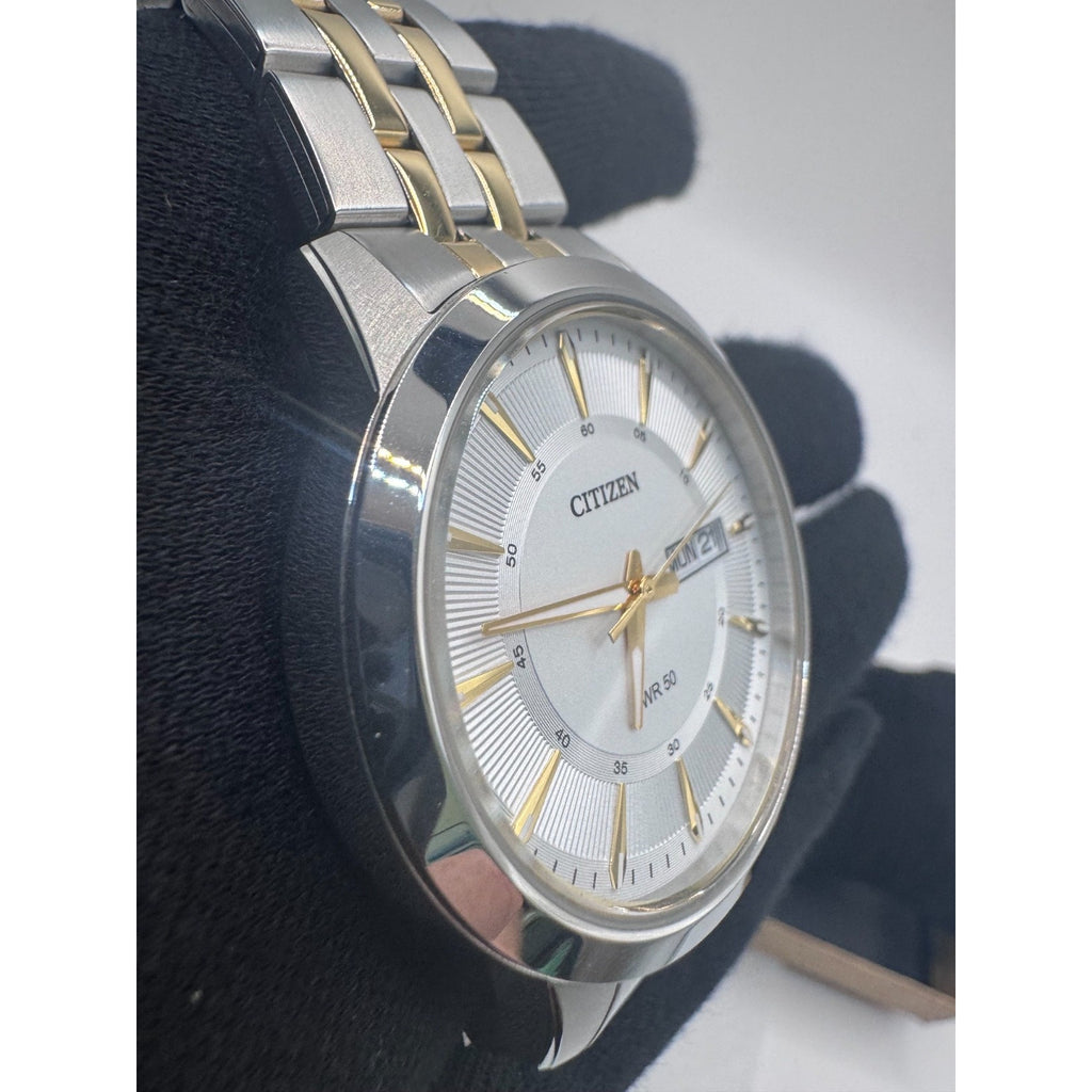 Citizen Quartz Silver Dial Two-tone Men's Watch BF2018-52A