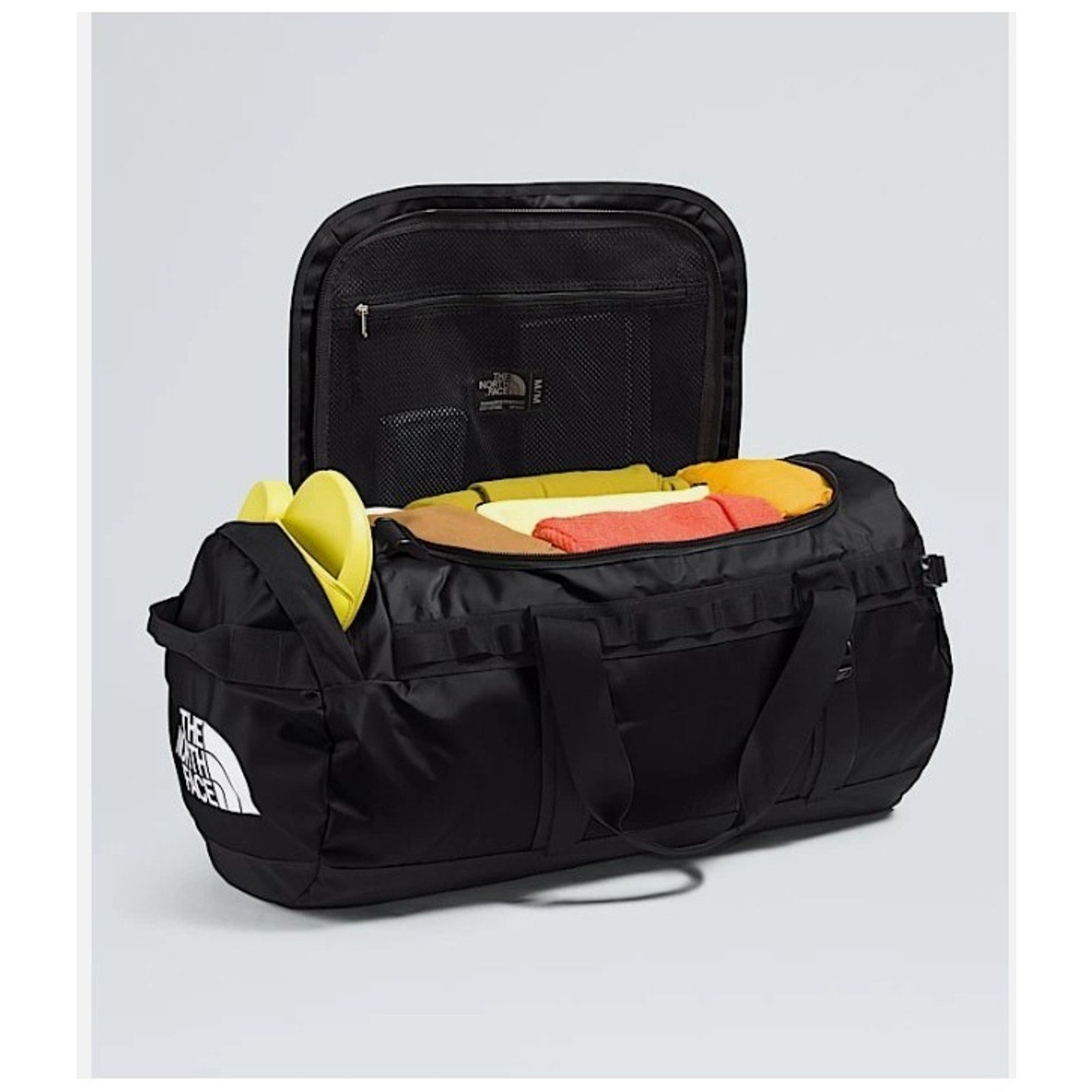 NEW SEALED The North Face Base Camp Duffel Bag - Black 71L (Size Medium Duffle)