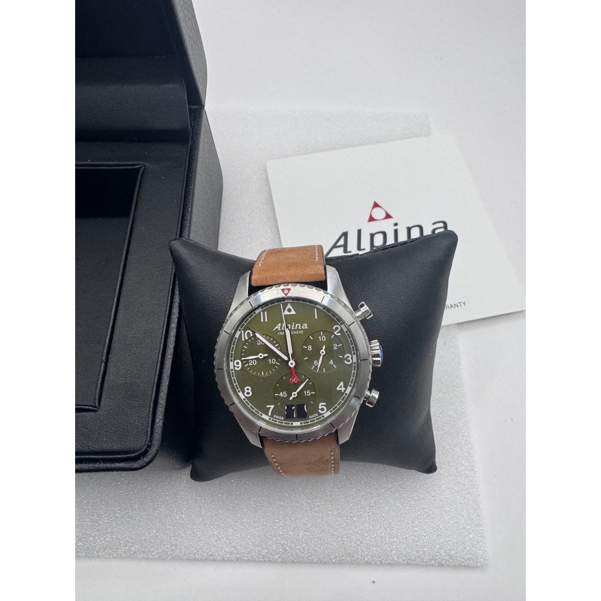 Swiss Made Alpina Pilot Chronograph Big Date Green Dial Mens Watch AL-372GR4S26