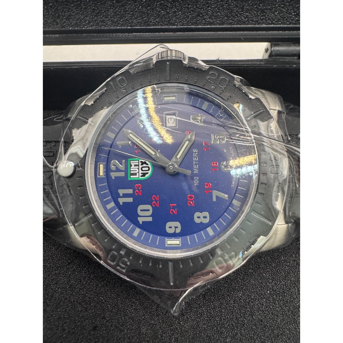 Luminox Men's Manta Ray Steel X2.2133 Blue Dial Polyurethane Watch
