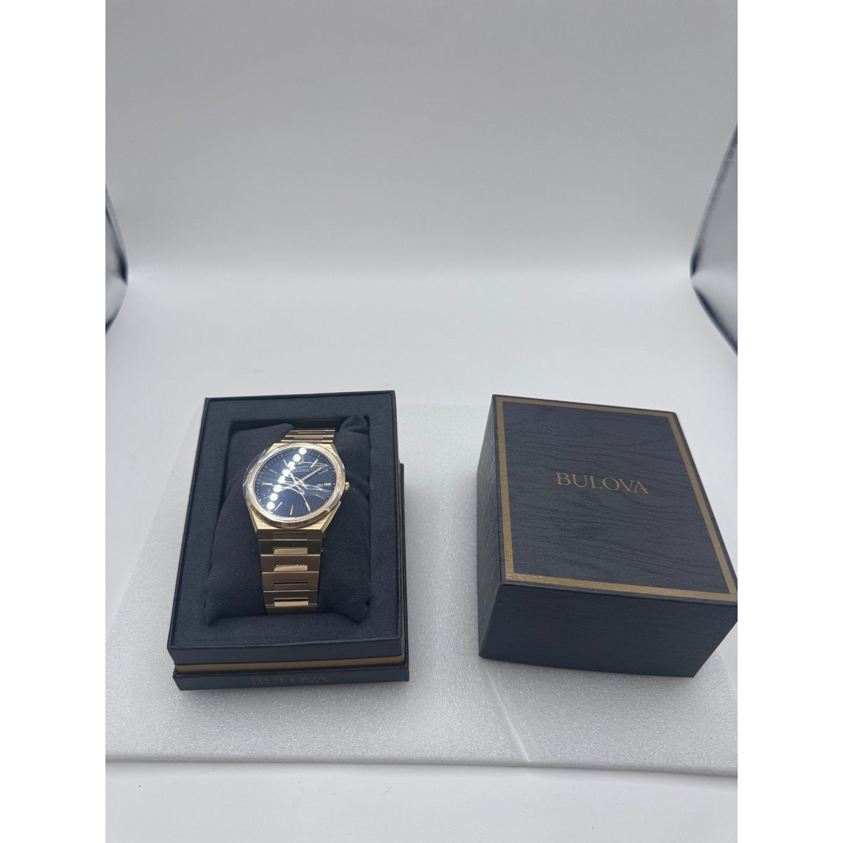 Bulova Classic Gold Stainless Steel Quartz Men's Watch 39mm 97B233 MSRP $425