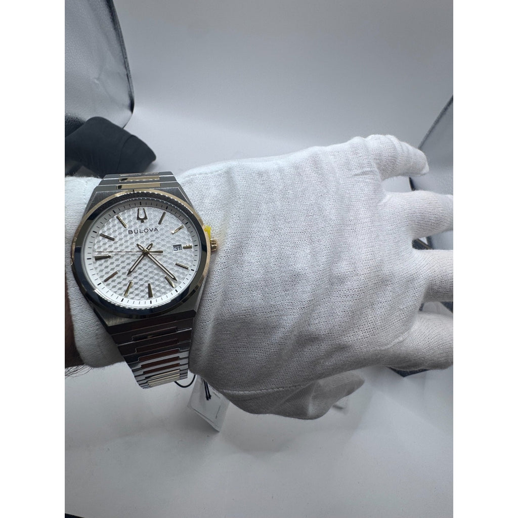 Bulova Classic Two-Tone Stainless Steel Quartz Men's Watch 98B424 MSRP $399