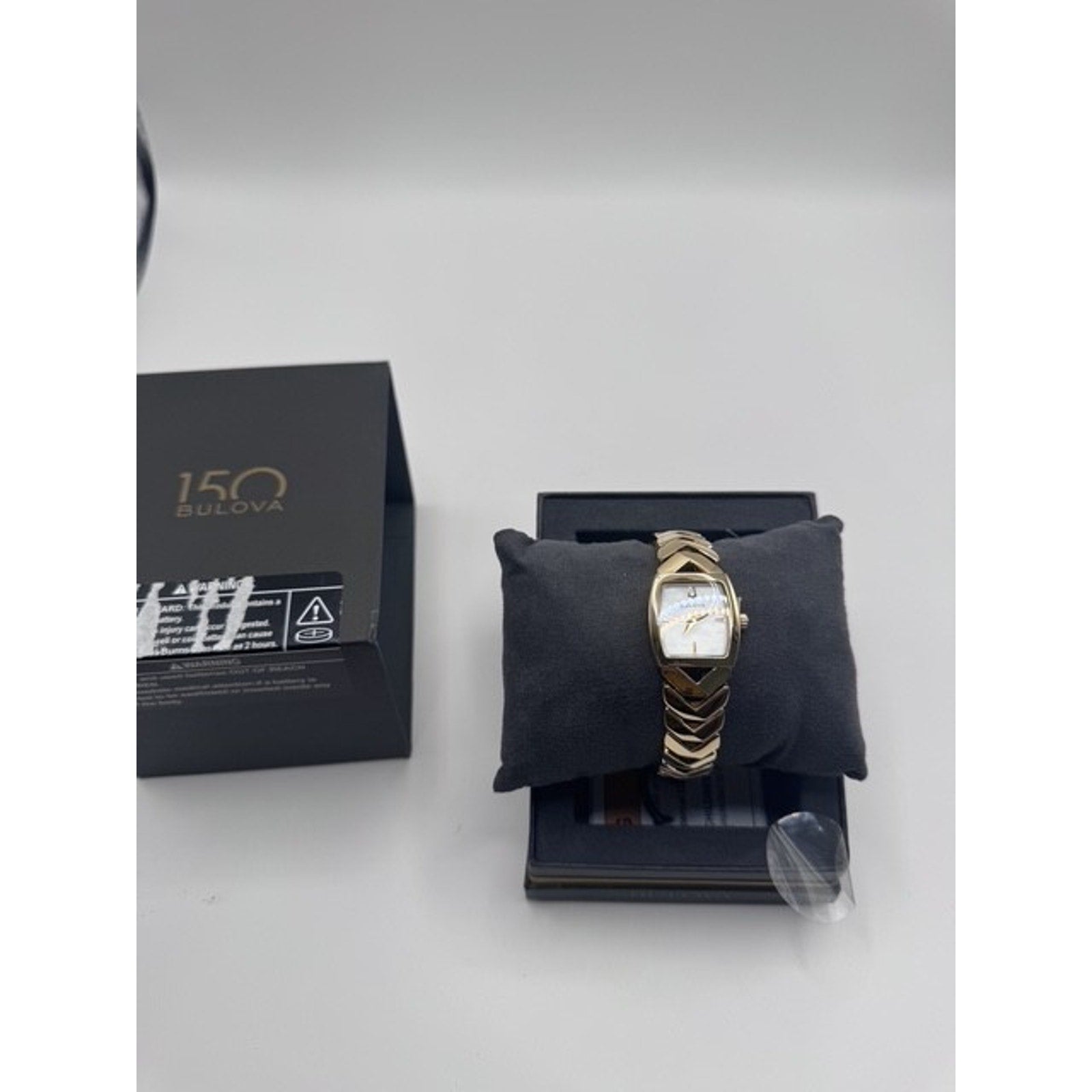 NEW RARE Bulova Classic Women's Mother of Pearl Dial Quartz Watch 97L183