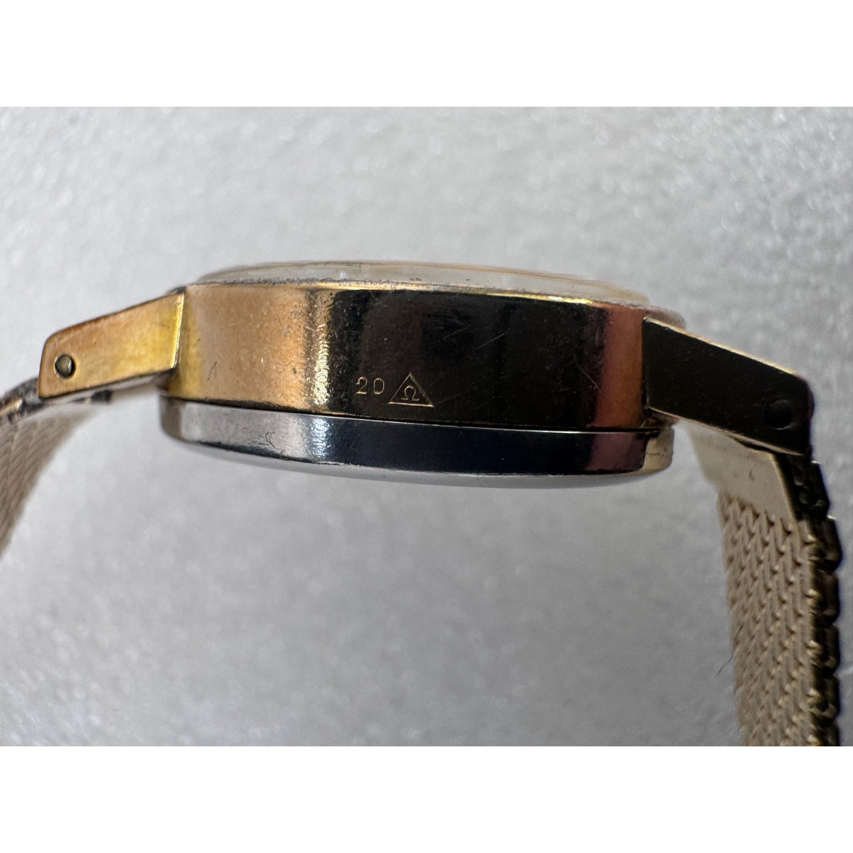 OMEGA Women's Vintage Oval Manual Mechanical Champagne Dial Gold Mesh Bracelet