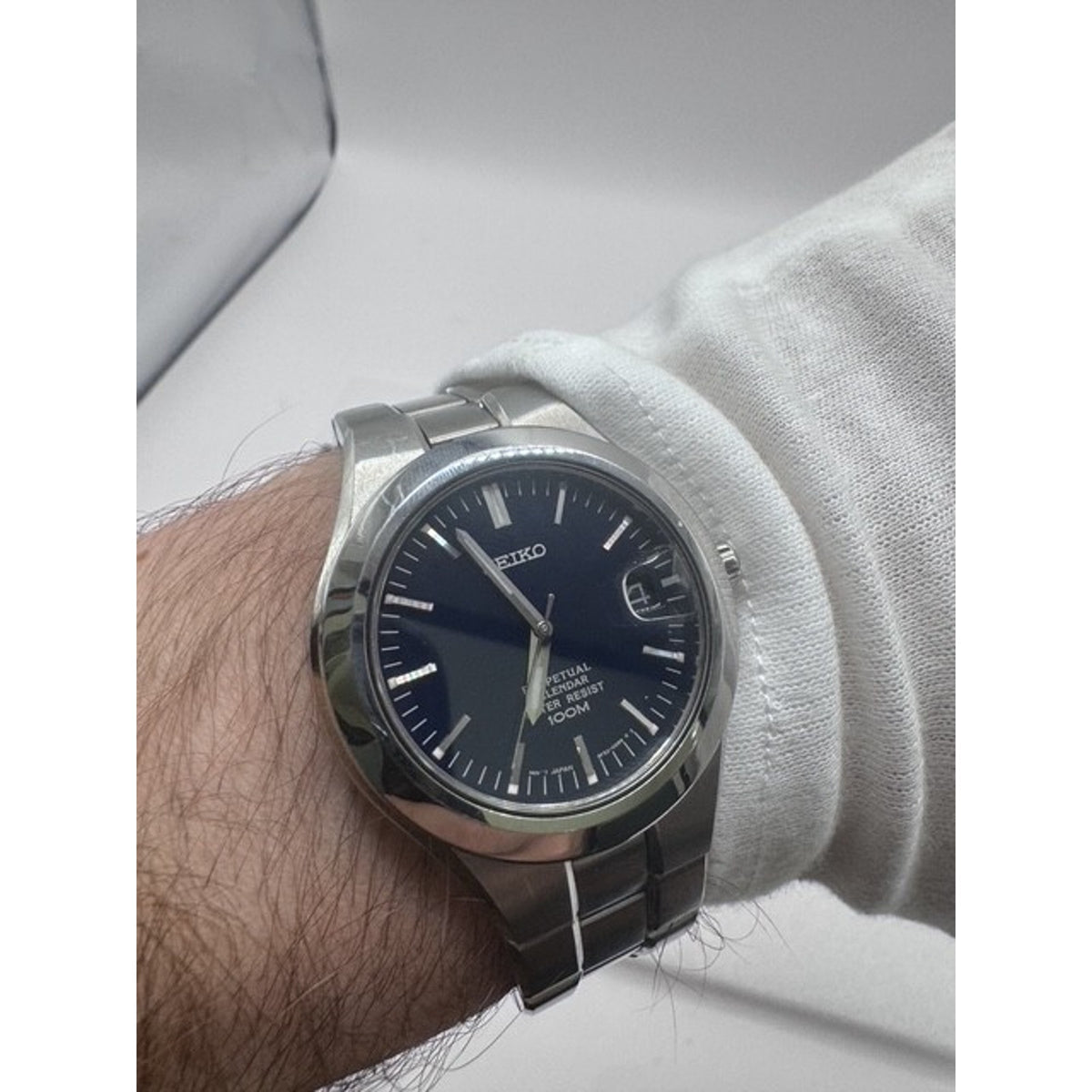 Seiko blue Lightweight Titanium 8F32-0220 Perpetual Steel Bracelet