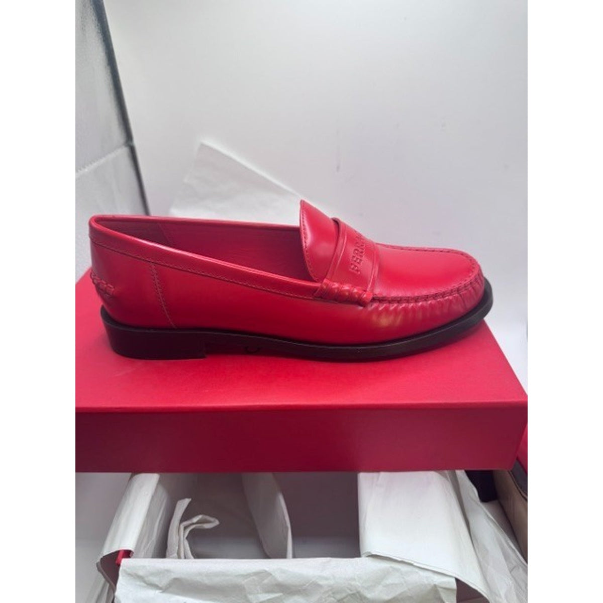 Salvatore Ferragamo Women's Loafer Flame Red Calf Leather Women's 7 D Wide
