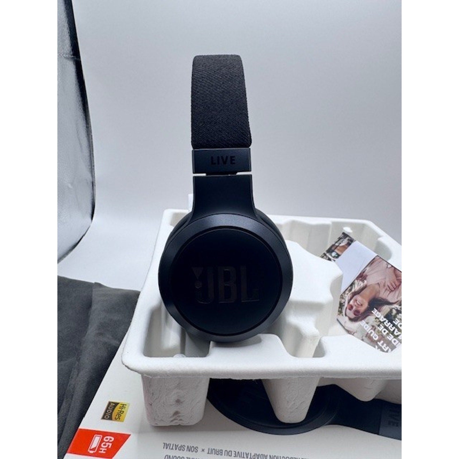 JBL Live 675NC Wireless Over-Ear Headphones Noise Cancelling Bluetooth Headset