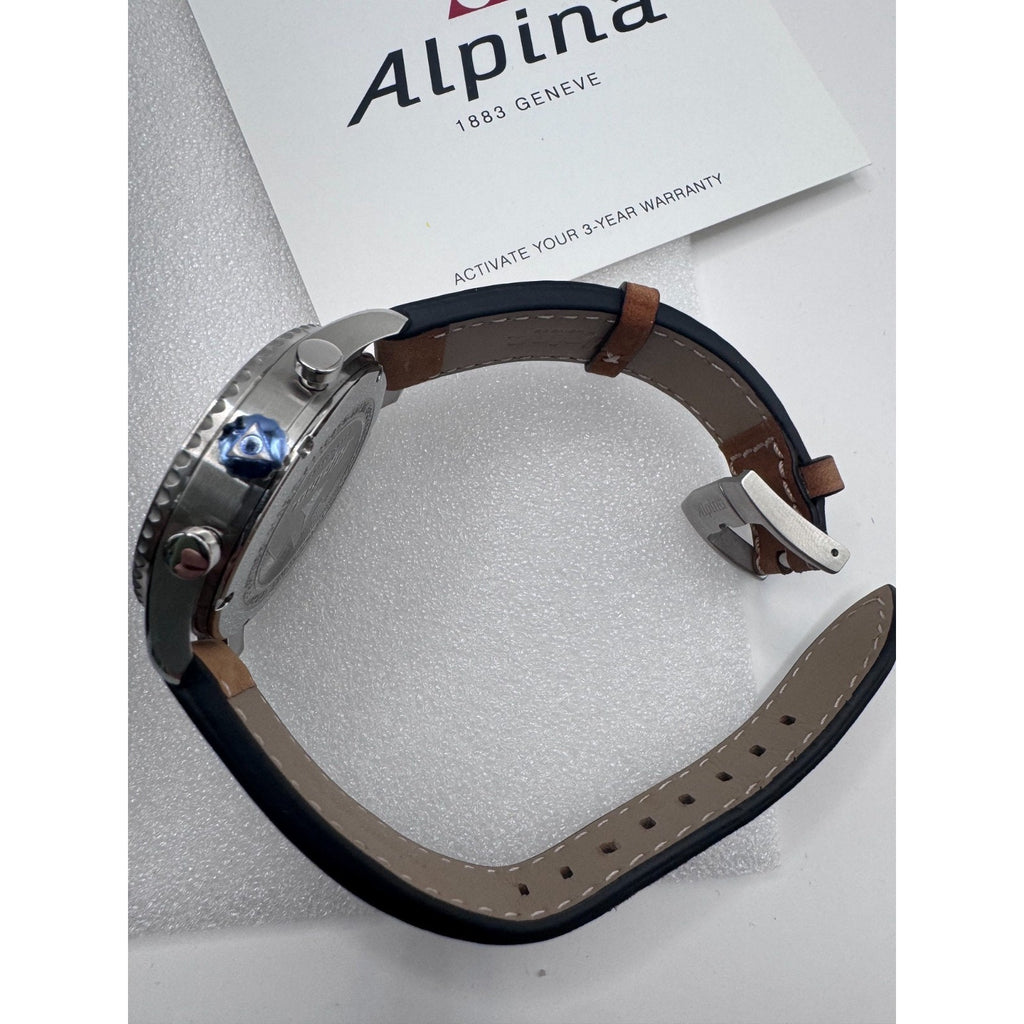 Swiss Made Alpina Pilot Chronograph Big Date Green Dial Mens Watch AL-372GR4S26