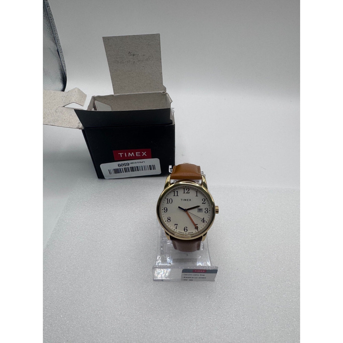 Timex Easy Reader Gold-Tone Case White Dial with Leather Strap