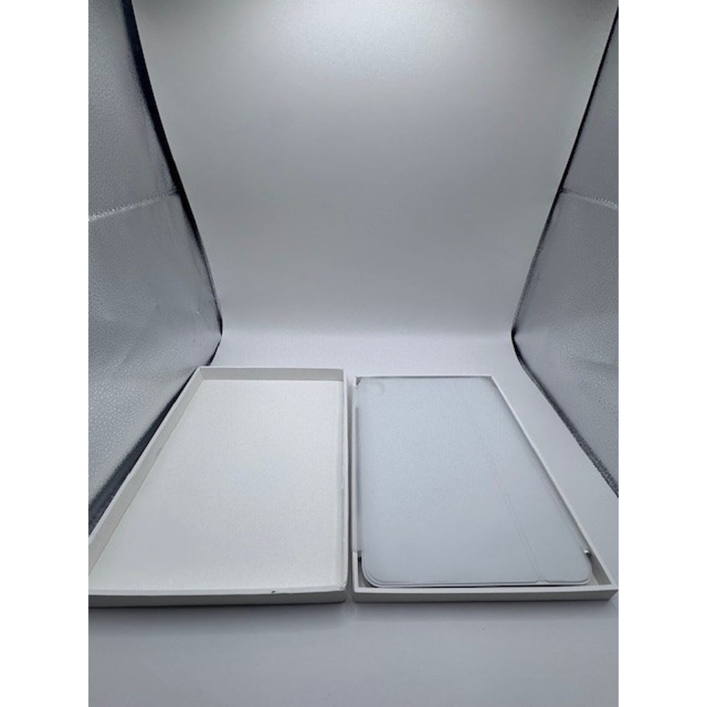 Apple Magic Keyboard for iPad Pro 11-inch M4 - White - NEW