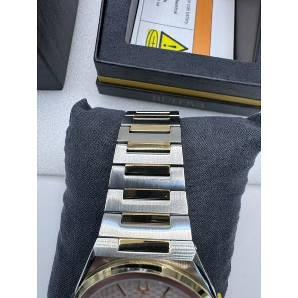 Bulova Classic Two-Tone Stainless Steel Quartz Men's Watch 98B424 w stickers
