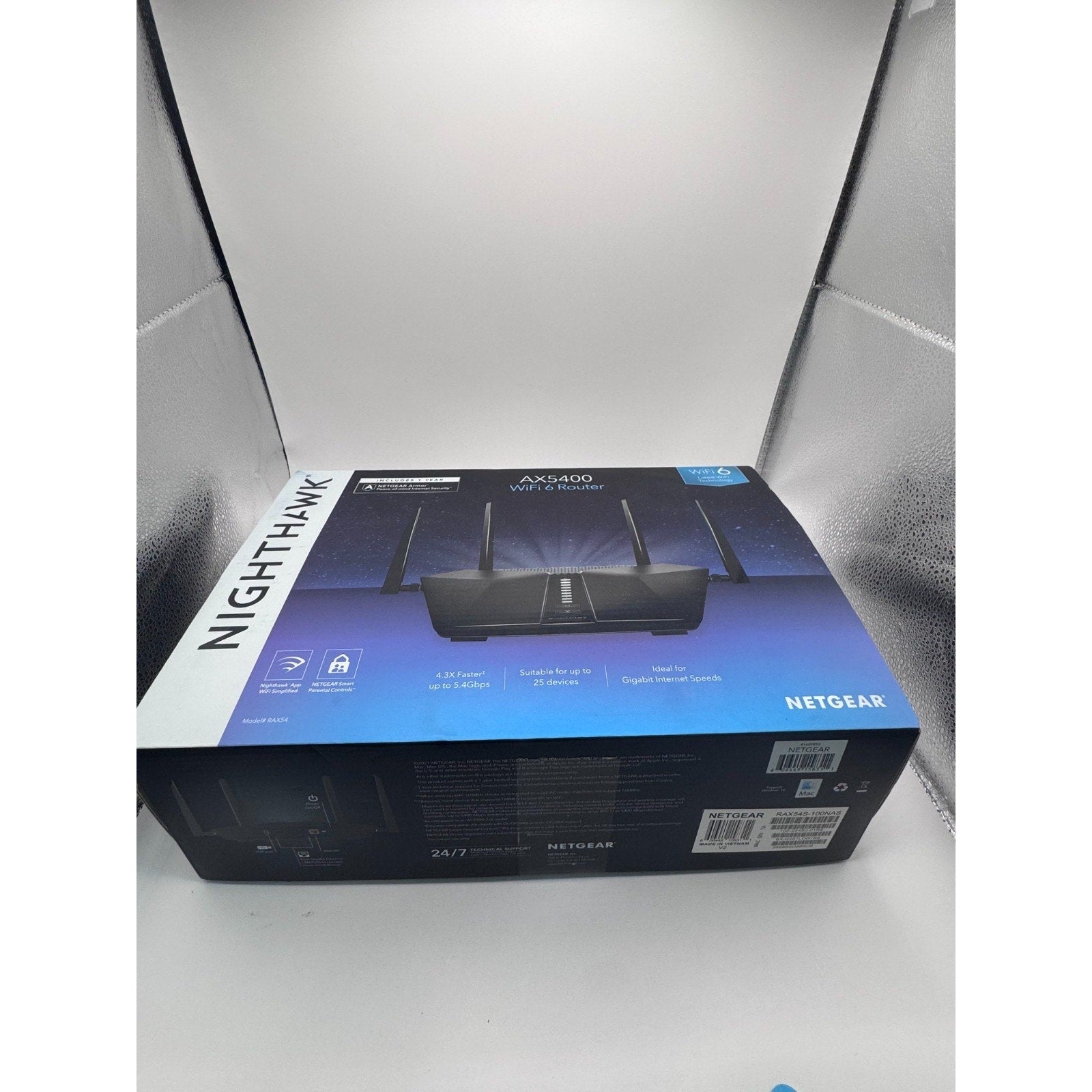 NETGEAR Nighthawk AX6 6-Stream AX5400 WiFi 6 Dual-Band Router Black RAX50-100NAS
