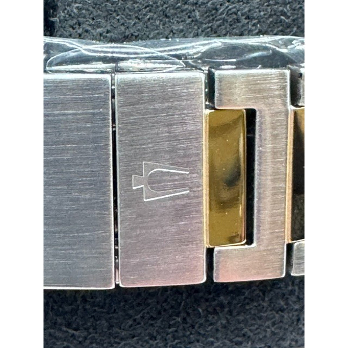 Bulova Classic Two-Tone Stainless Steel Quartz Men's Watch 98B424 NEW