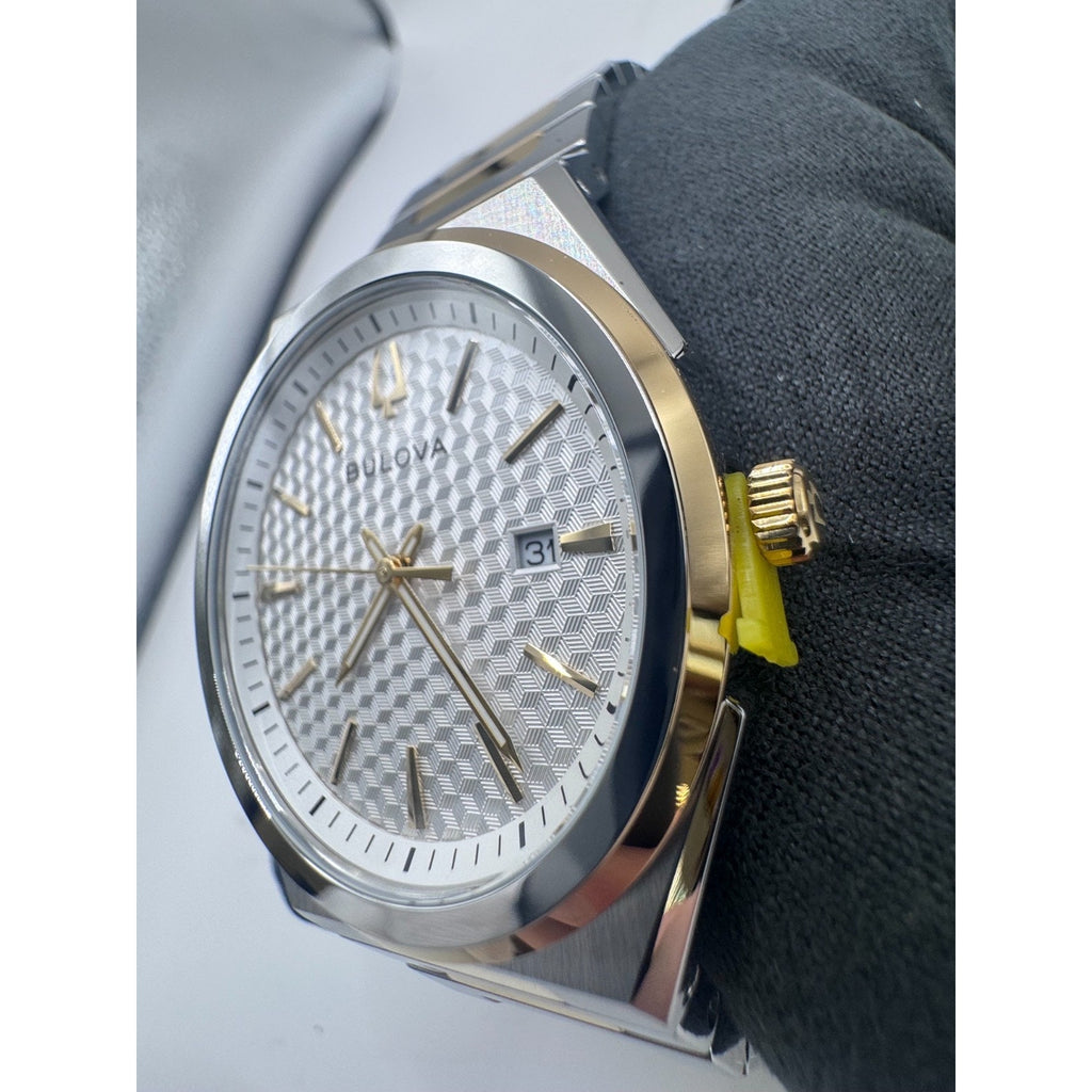 Bulova Classic Two-Tone Stainless Steel Quartz Men's Watch 98B424 MSRP $399