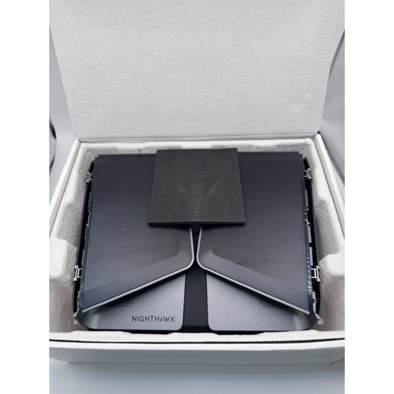 NETGEAR RAX75 Nighthawk Ax8 WiFi 6 Router Ax5700