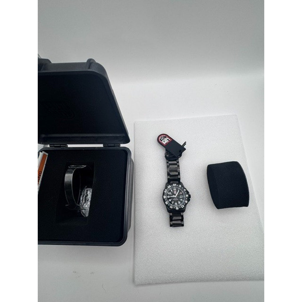 NEW Luminox F-117 Nighthawk GMT Gunmetal Divers Quartz Men's Watch XA.6422