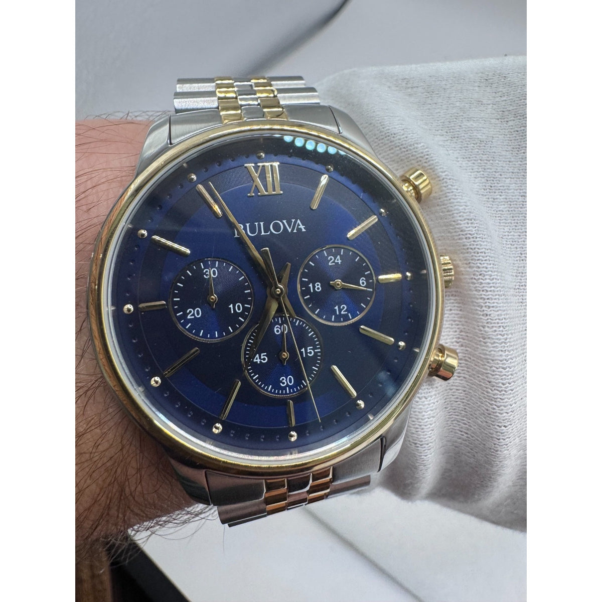 $425 Classic Bulova Chronograph Gold Two Tone 41mm Bracelet Watch 98A274