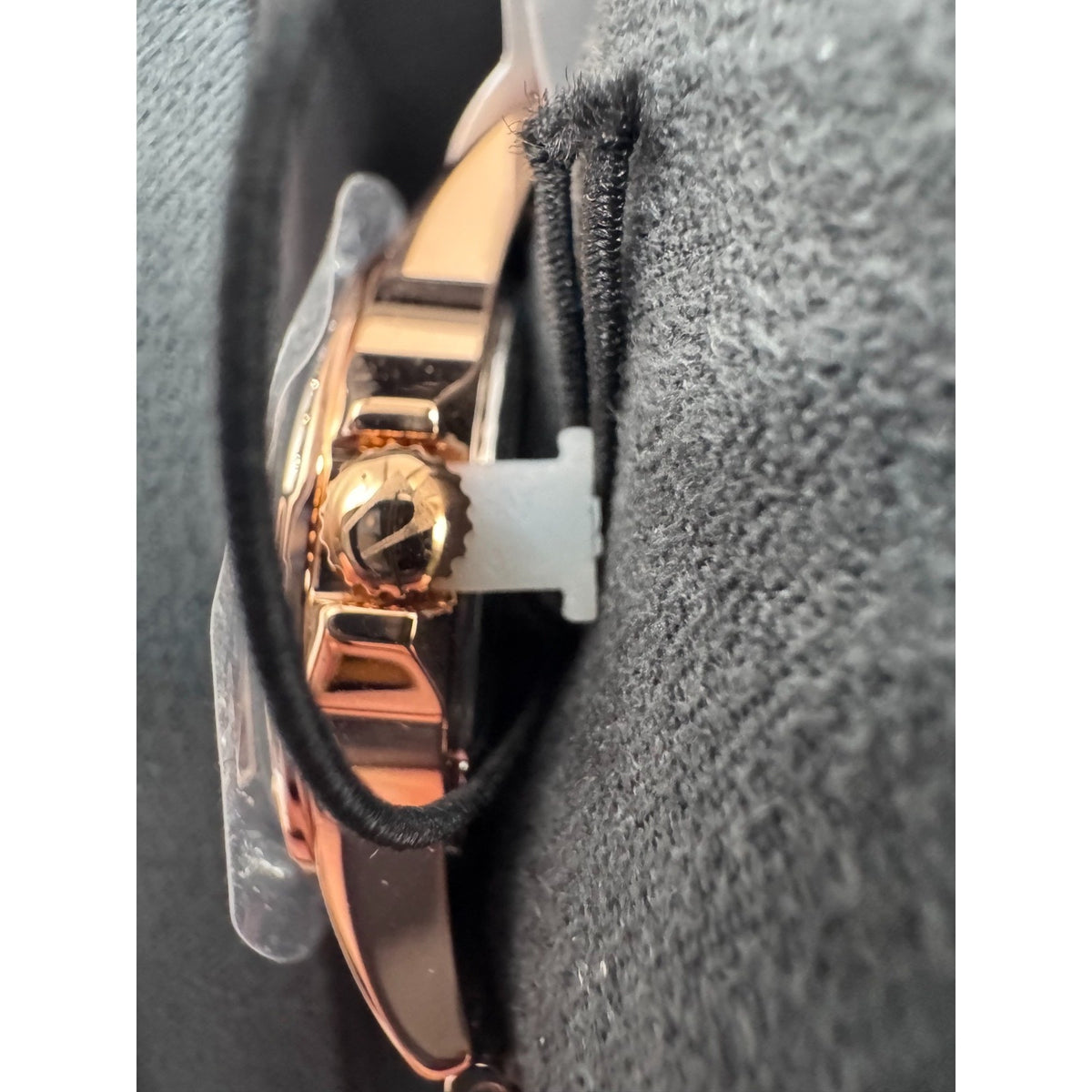 BULOVA WOMENS $425 ROSE GOLD MOP DIAL CRYSTAL ACCENT HEARTS 30MM WATCH 98L303