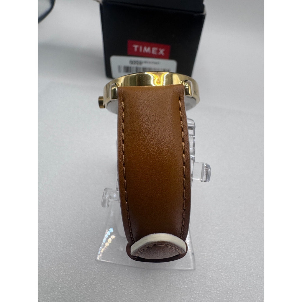 Timex Easy Reader Gold-Tone Case White Dial with Leather Strap